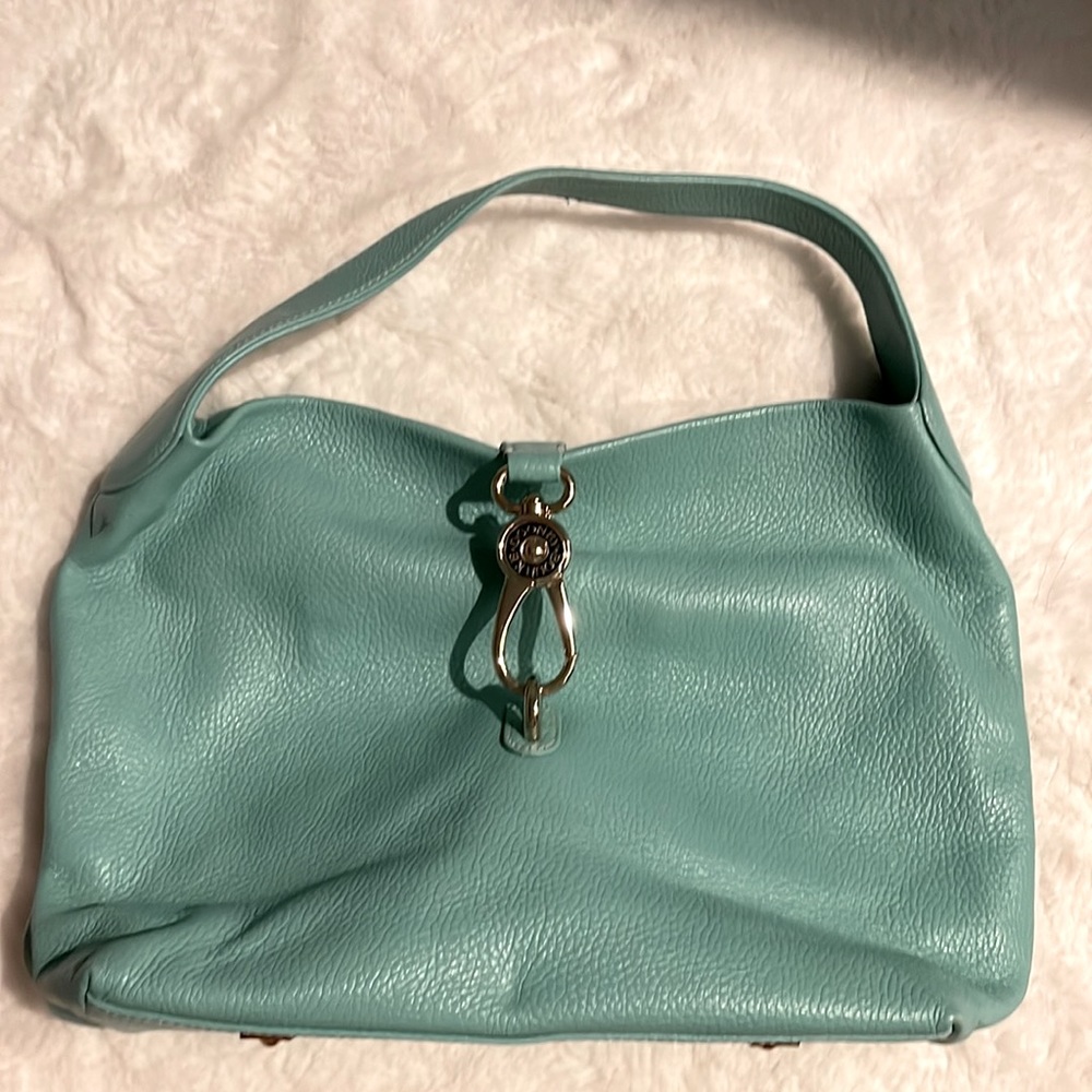 Very nice large Dooney & Bourke